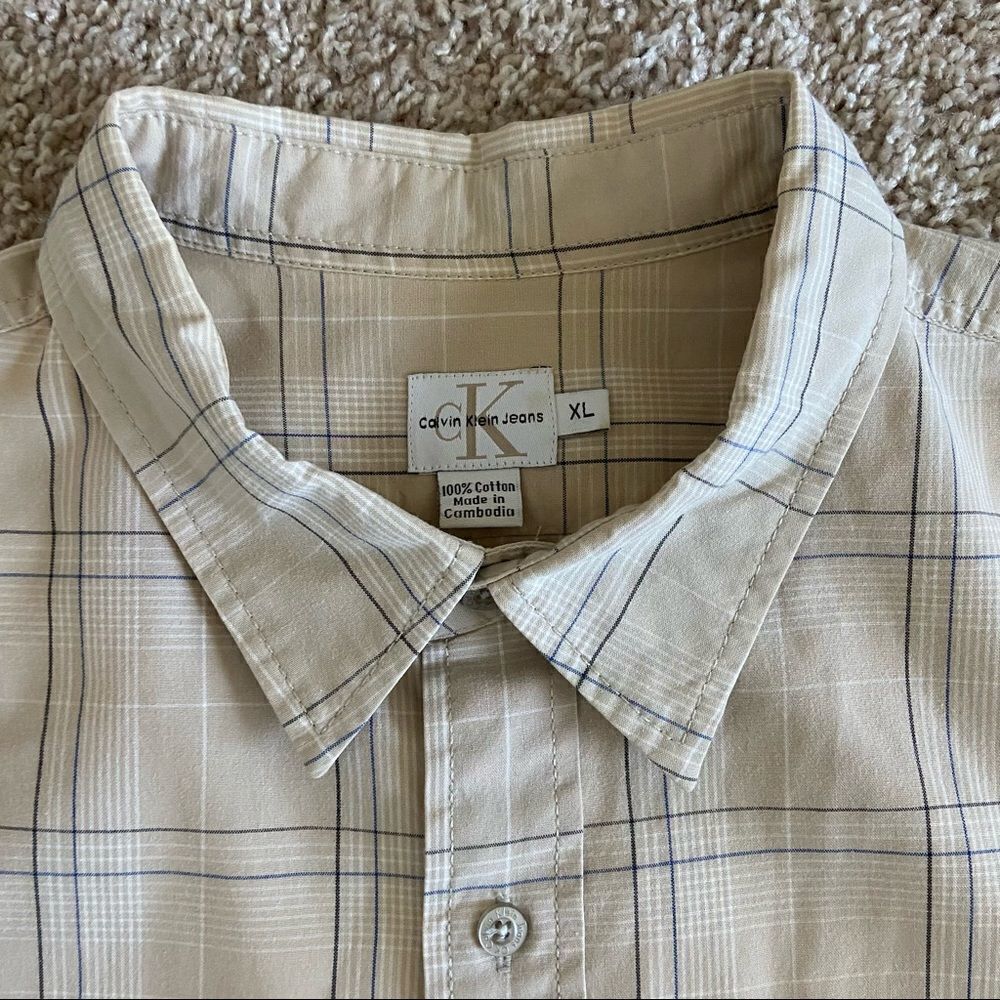Calvin Klein Button Up Top - Picture 2 of 4